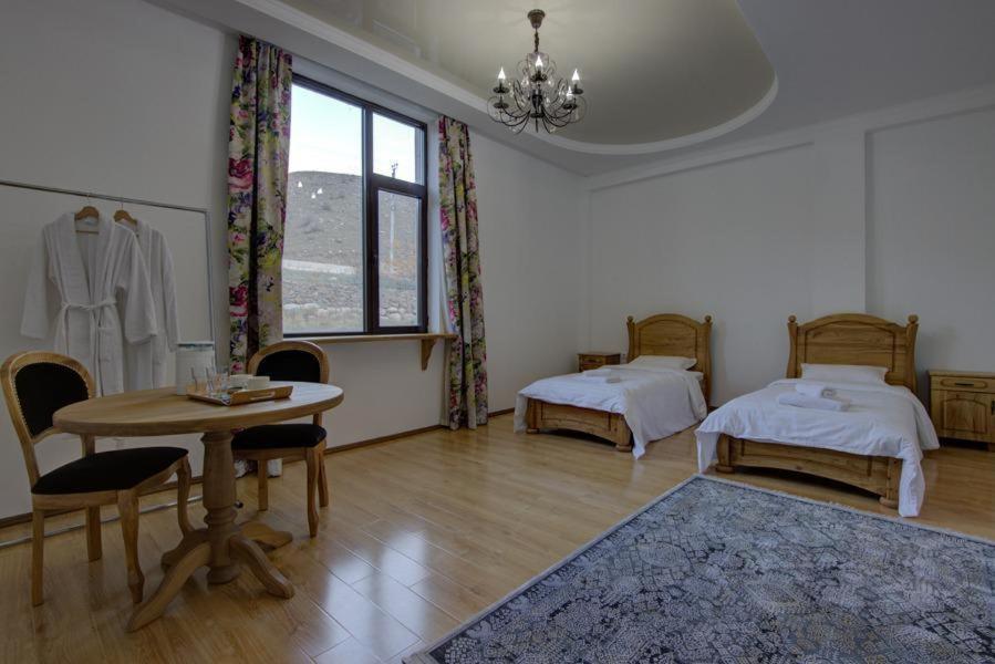 Mountain View Hot Spring Resort Bishkek Exteriör bild