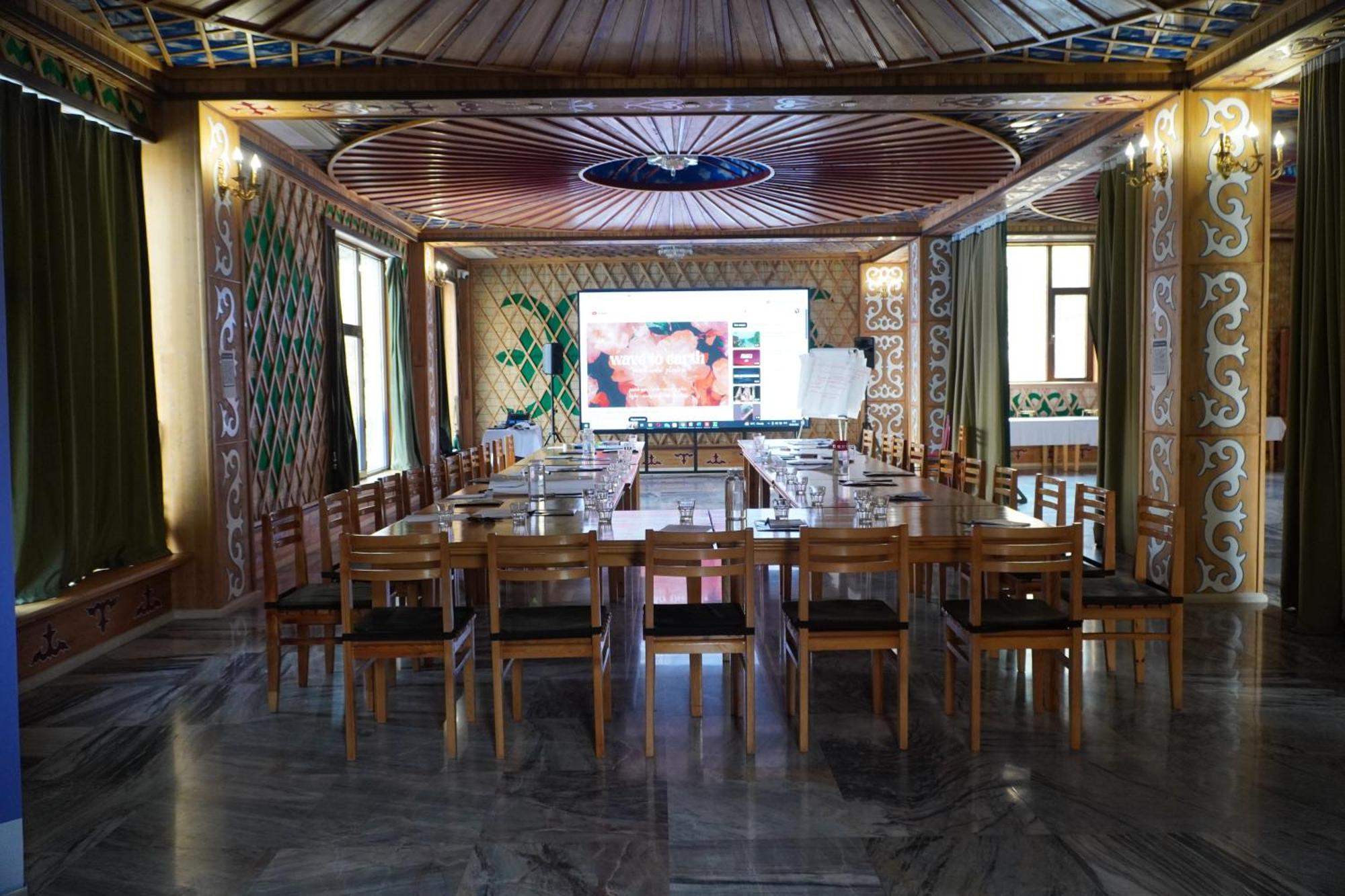 Mountain View Hot Spring Resort Bishkek Exteriör bild