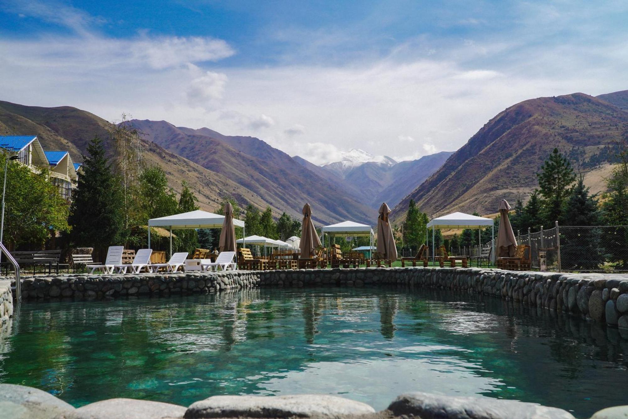 Mountain View Hot Spring Resort Bishkek Exteriör bild