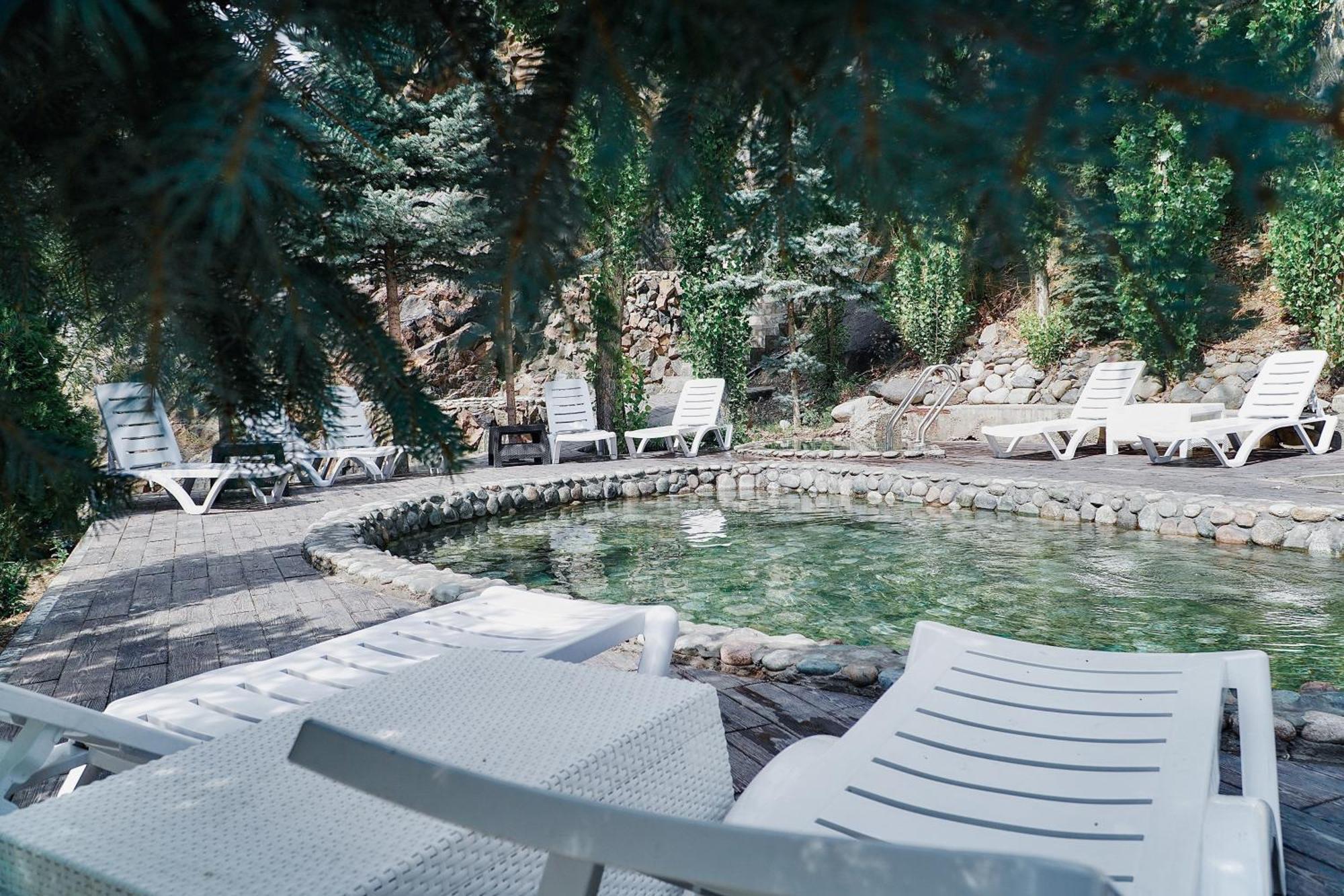 Mountain View Hot Spring Resort Bishkek Exteriör bild